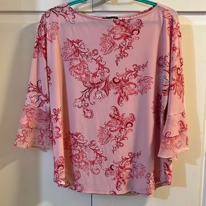 Roz and Ali Pink Paisley floral knit blouse size medium preowned beautiful cond.